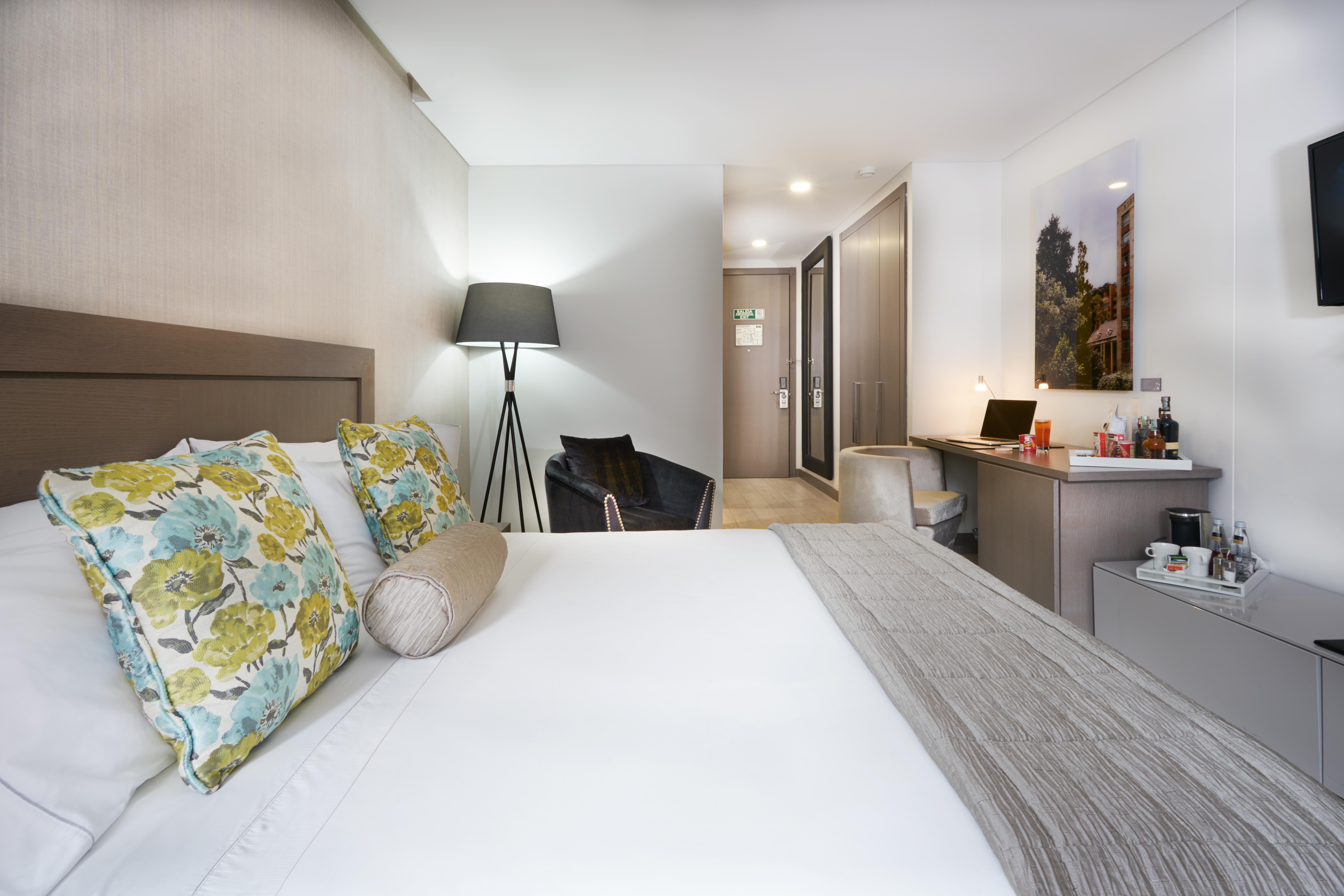 בוגוטה Hotel 100 Luxury Suites By Preferred מראה חיצוני תמונה Deluxe Room