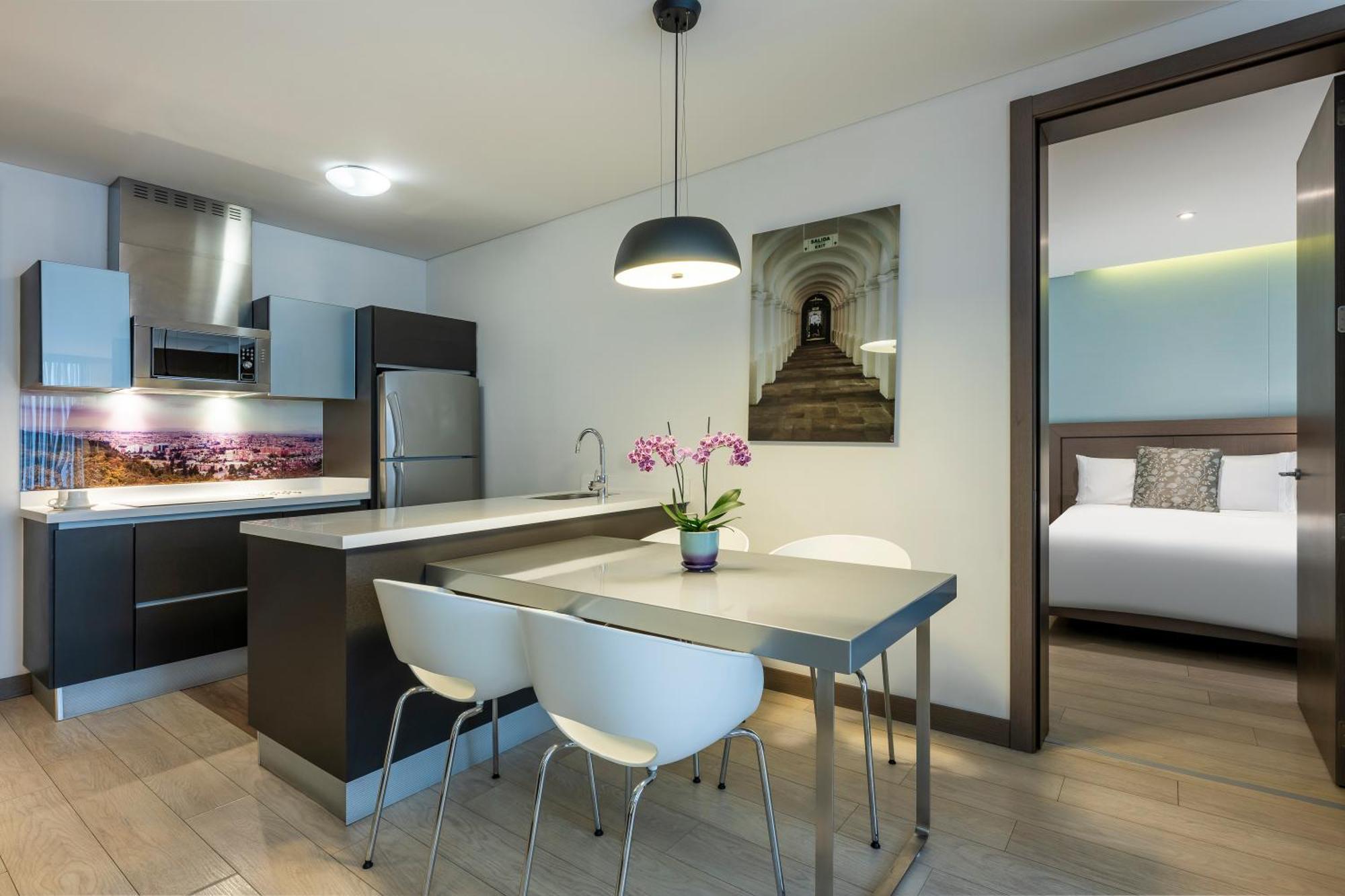 בוגוטה Hotel 100 Luxury Suites By Preferred מראה חיצוני תמונה
